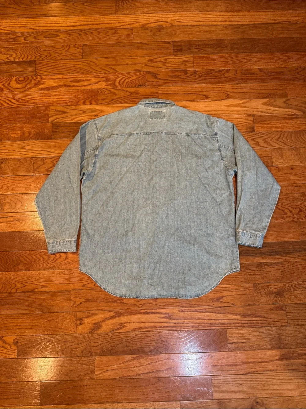 Vintage Levi’s Denim Button Up Shirt XL Light Wash 1996 Workwear Western